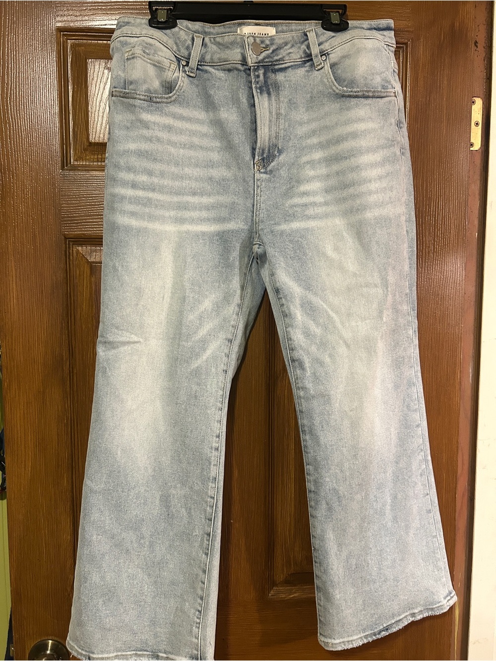 NWOT - RISEN 1x Light Wash Blue women’s Jeans - Classic Straight Fit